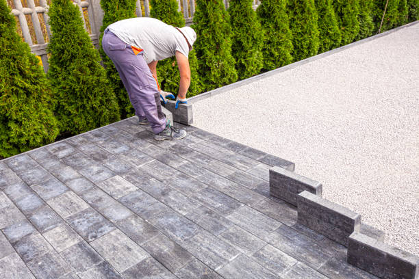 Best Driveway Resurfacing Pavers  in Lla Lla, WA